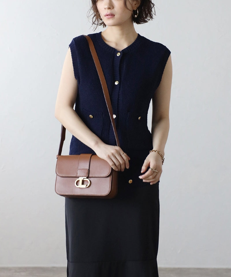 Genuine leather shoulder bag with logo buckle